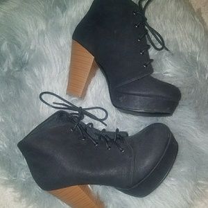 Black heeled booties